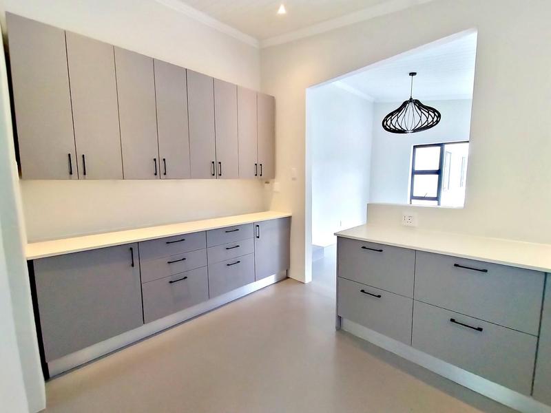 To Let 3 Bedroom Property for Rent in Hout Bay Western Cape
